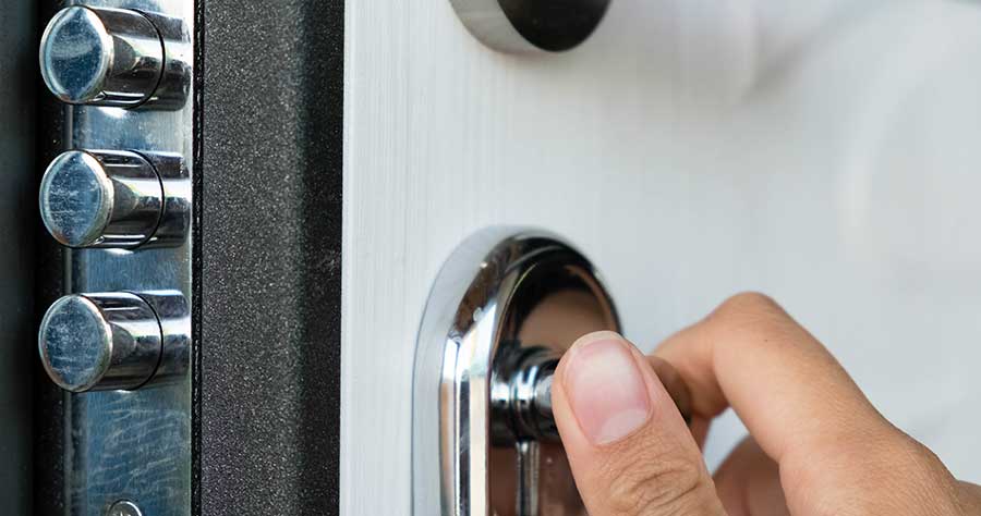 Le caratteristiche della migliore porta blindata. Torino